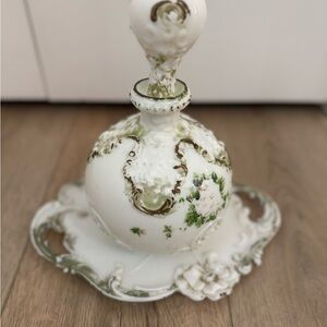 Antique Dithridge & Co Victorian Milk Glass Filigree Floral Vanity And Tray